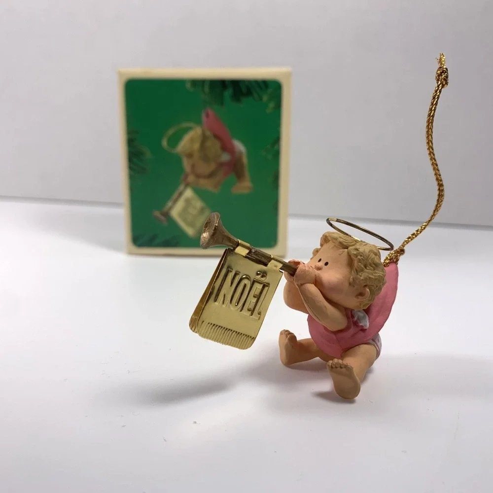 Hallmark 1984 Vintage Musical Angel Ornament New in Original Box - New Old Stock